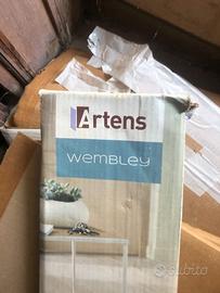 37 metri quadri di listoni in PVC con adesivo