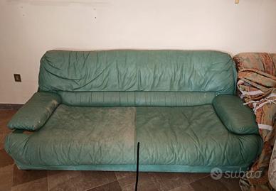 Divano Letto in Pelle