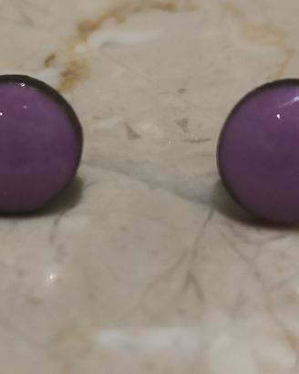 Orecchini al lobo viola smaltati