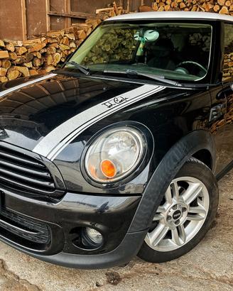 Mini cooper D - doppio treno di gomme