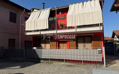 Bilocale indipendente con giardino e box