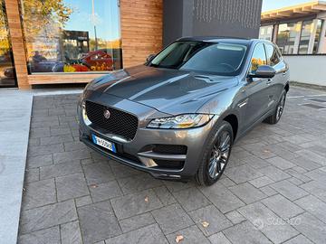 Jaguar F-Pace 3.0 D V6 300 cv AWD auto