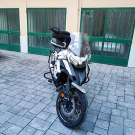 Benelli TRK 502x