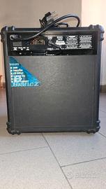 Amplificatore per chitarra basso