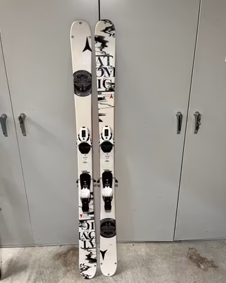 SCI FREERIDE ATOMIC TAGLIA 151cm