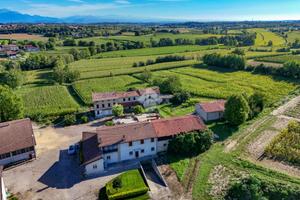 CASA DI CORTE A POZZOLENGO