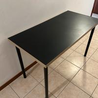Scrivania ikea 120x60