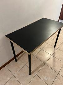 Scrivania ikea 120x60