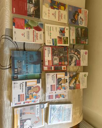 Libri di scuola superiore per indirizzo robotica