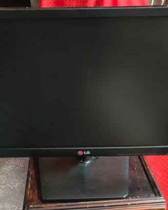 monitor LG 22 pollici