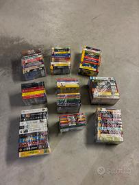 Blocco 60 VHS e 40 DVD misti.