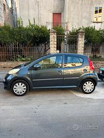 Peugeot 107 1.0 benzina - Neopatentati