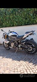 bmw s1000r