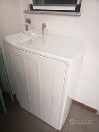 lavatrice Indesit carica dall'alto 