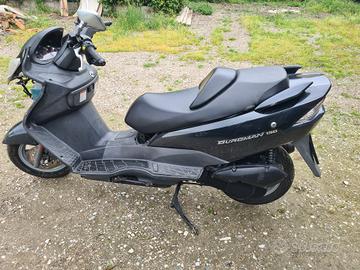 Suzuki Burgman UH 150