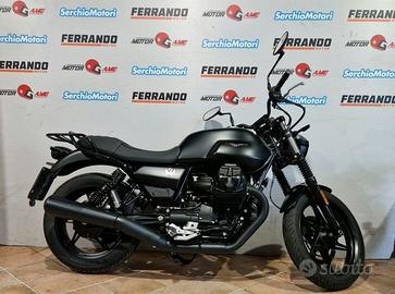 Moto Guzzi V7 Stone