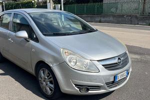 Opel corsa 2006 benzina gpl