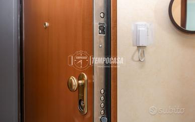 CINQUE LOCALI RISTRUTTURATO E PANORAMICO