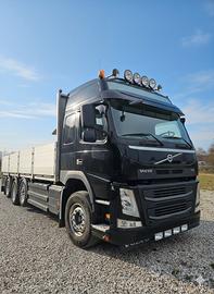 VOLVO FM 500 8x2 Cabina Globetrotter