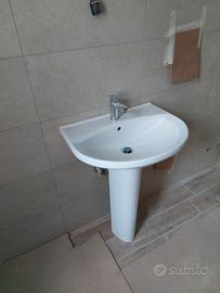 lavabo a colonna ideal standard con miscelatore
