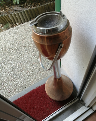 Posacenere a piantana da terra vintage