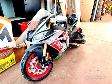 Minimoto elettrica 