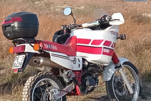 moto Yamaha Tenere 609