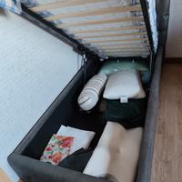 Letto a 1 piazza con contenitore biancheria 