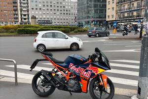 Ktm RC 390 RedBull 2024