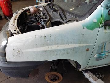 Parafango sinistro FIAT DOBLO del 2002