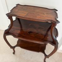 Tavolo “Libellula” a tre piani di E. Gallé