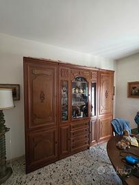 Parete vintage in legno con vetrina anni ’70–’80