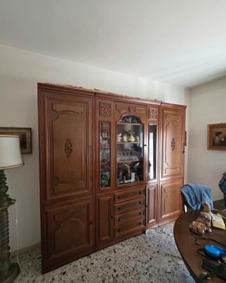 Parete vintage in legno con vetrina anni ’70–’80