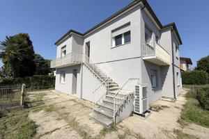 BIFAMILIARE A SAN MARTINO DI LUPARI