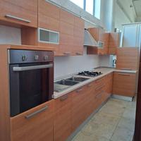 CUCINA COMPONIBILE ad ANGOLO ROVERE EFFETTO LEGNO