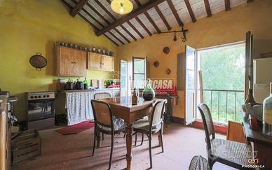 CASA CON GIARDINO INDIPENDENTE SU 4 LATI