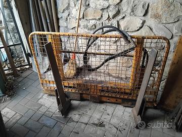 Arnesi pavimentatore per autobloccanti