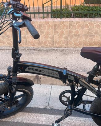 Bicicletta elettrica momo design