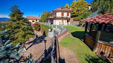 VILLA SINGOLA A SAN MAURO TORINESE