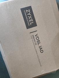 Router Zyxel come in foto