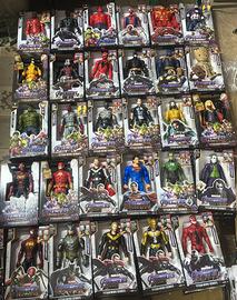 Action Figure Avengers Supereroi Giochi Sonoro 30C