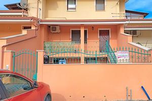 Appartamento al piano terra con balcone