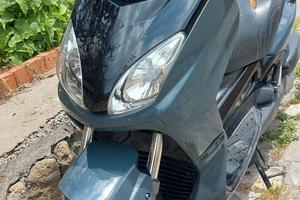 Yamaha X-Max 250 i.e. anno 2008 (buone condizioni)
