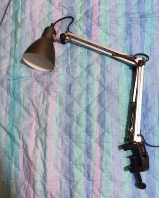 Lampada da tavolo