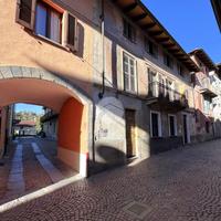 CASA SEMINDIPENDENTE A SAGLIANO MICCA
