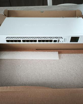 MicroTik CloudCore Router CCR1016-12G