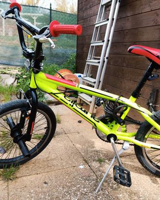 BMX Aurelia 20" – Freestyle con Rotor 360°