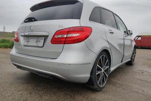 MERCEDES-BENZ CLASSE B W242, W246 109CV ricambi