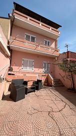 Arbus - Luminosa Indipendente con cortile