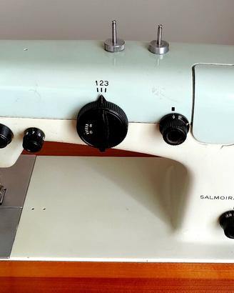 Macchina da Cucire SALMOIRAGHI 133 con Manuale